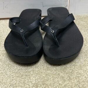 Olukai platform sandals